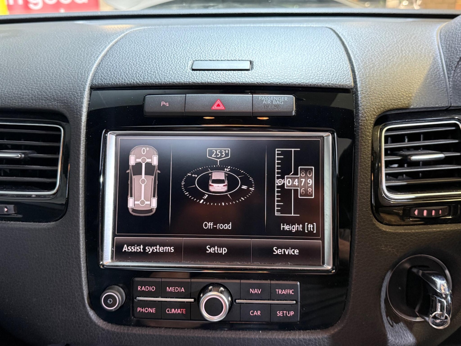 Used Volkswagen Touareg 2012 for sale - 77957925: Photo 39