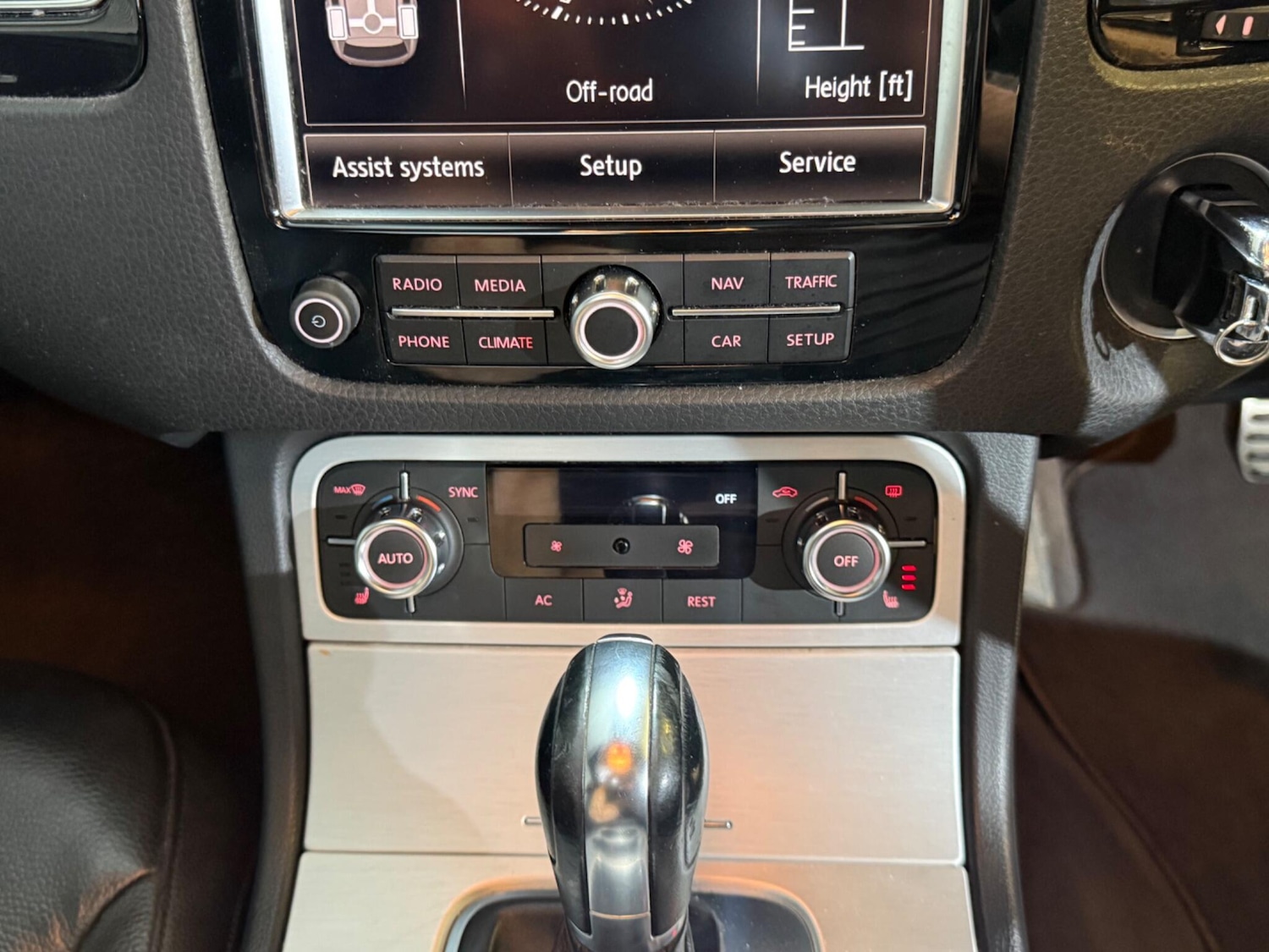 Used Volkswagen Touareg 2012 for sale - 77957925: Photo 40