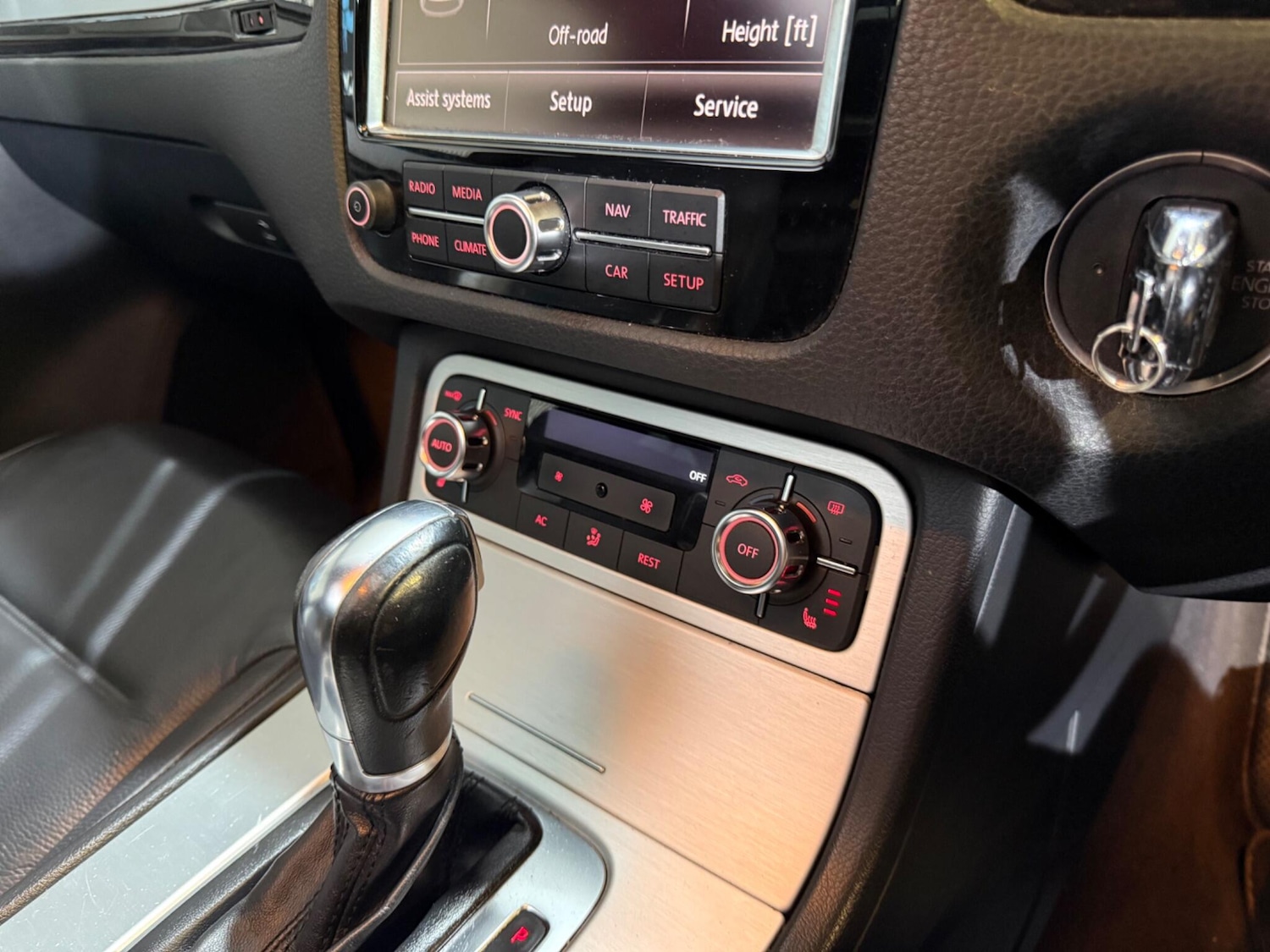 Used Volkswagen Touareg 2012 for sale - 77957925: Photo 41