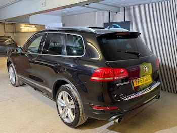 Used Volkswagen Touareg 2012 for sale - 77957925: Photo