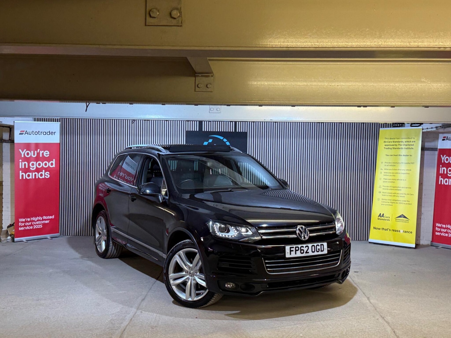 Used Volkswagen Touareg 2012 for sale - 77957925: Photo 5