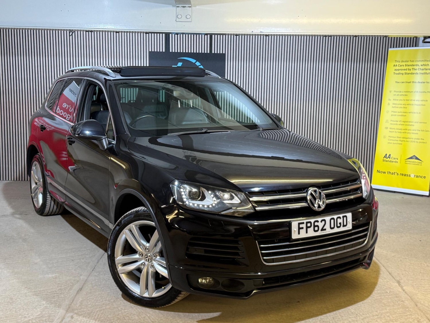 Used Volkswagen Touareg 2012 for sale - 77957925: Photo 6
