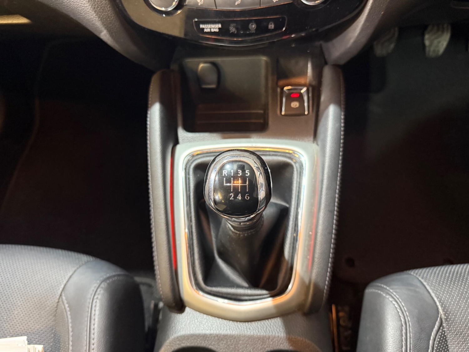 Used Nissan Qashqai 2014 for sale - 76666838: Photo 15