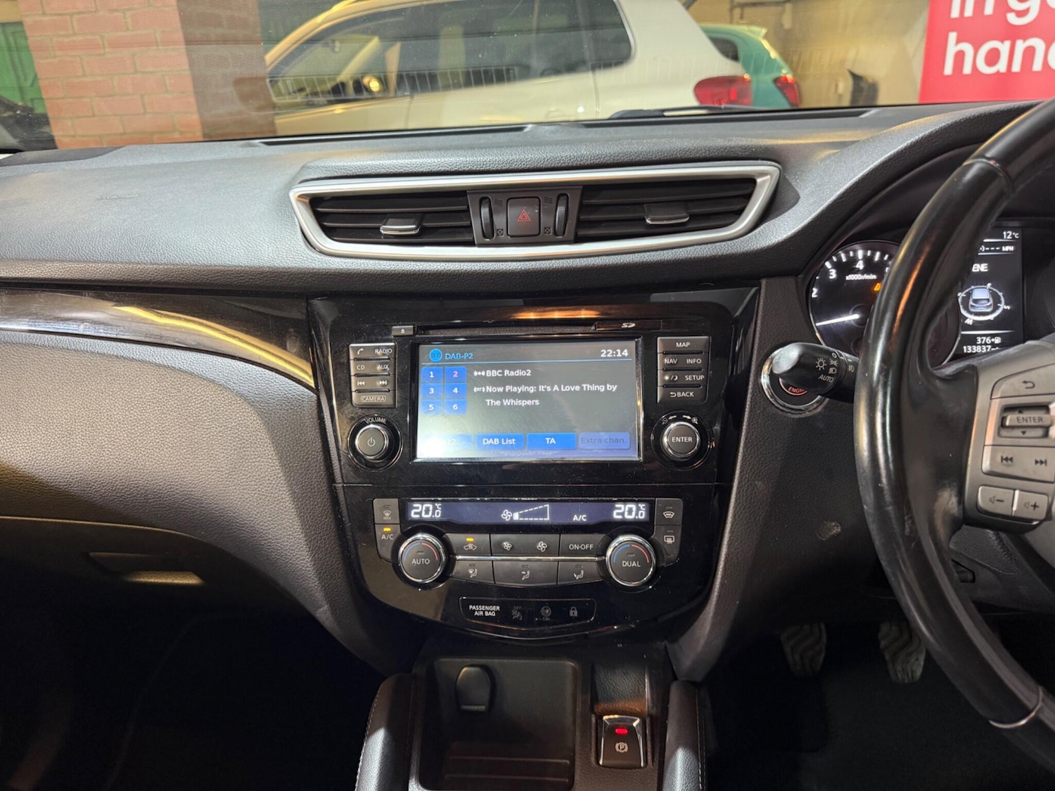 Used Nissan Qashqai 2014 for sale - 76666838: Photo 25