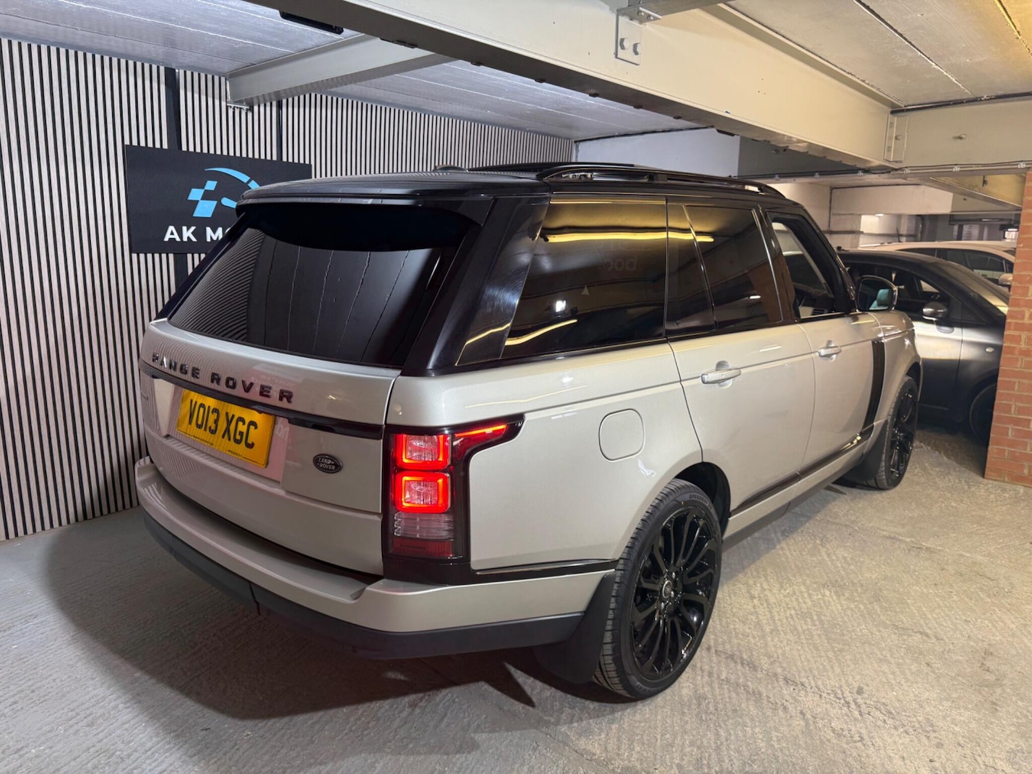 Used Land Rover Range Rover for sale - 76995870: Photo 12