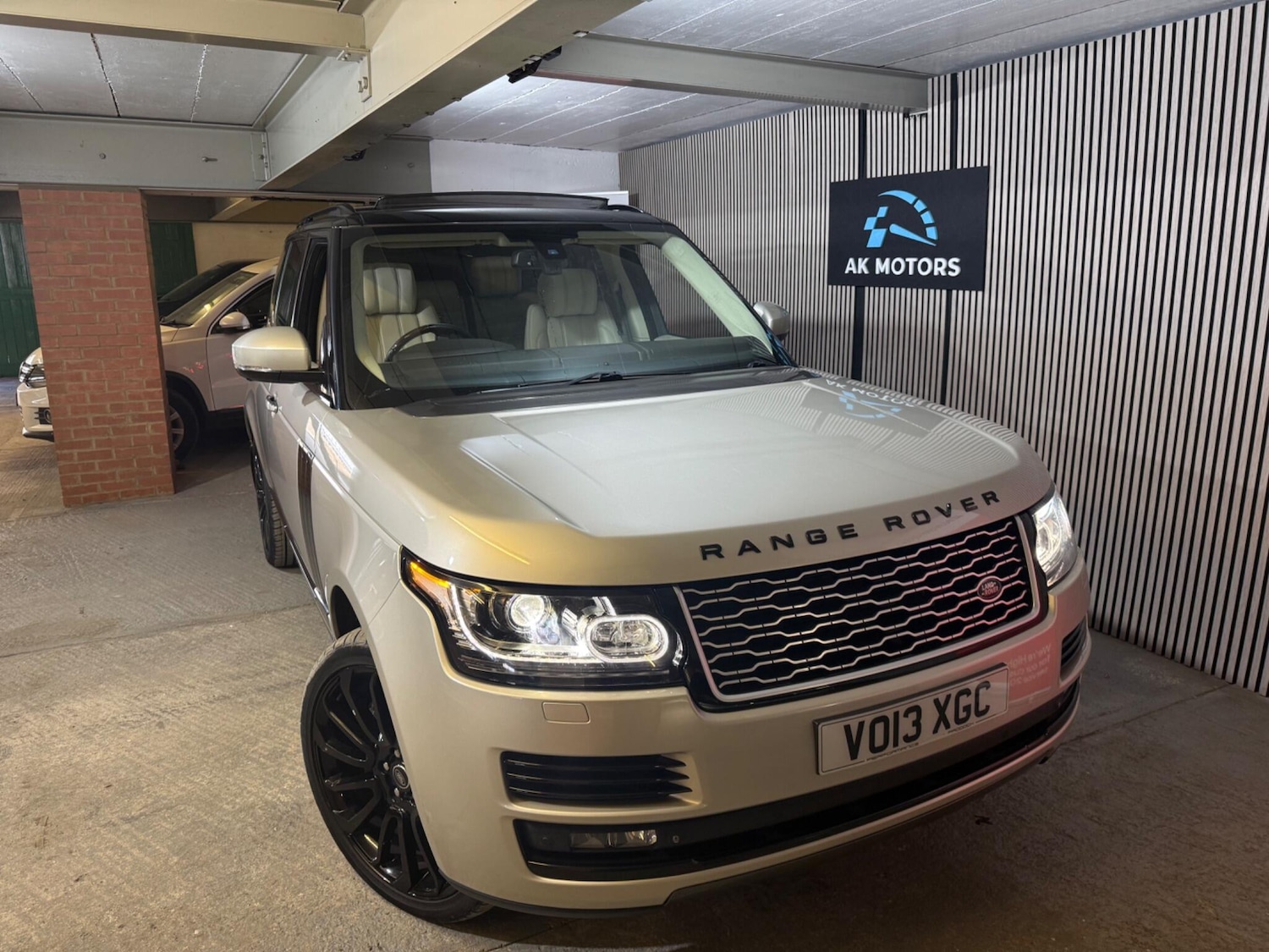 Used Land Rover Range Rover for sale - 76995870: Photo 7