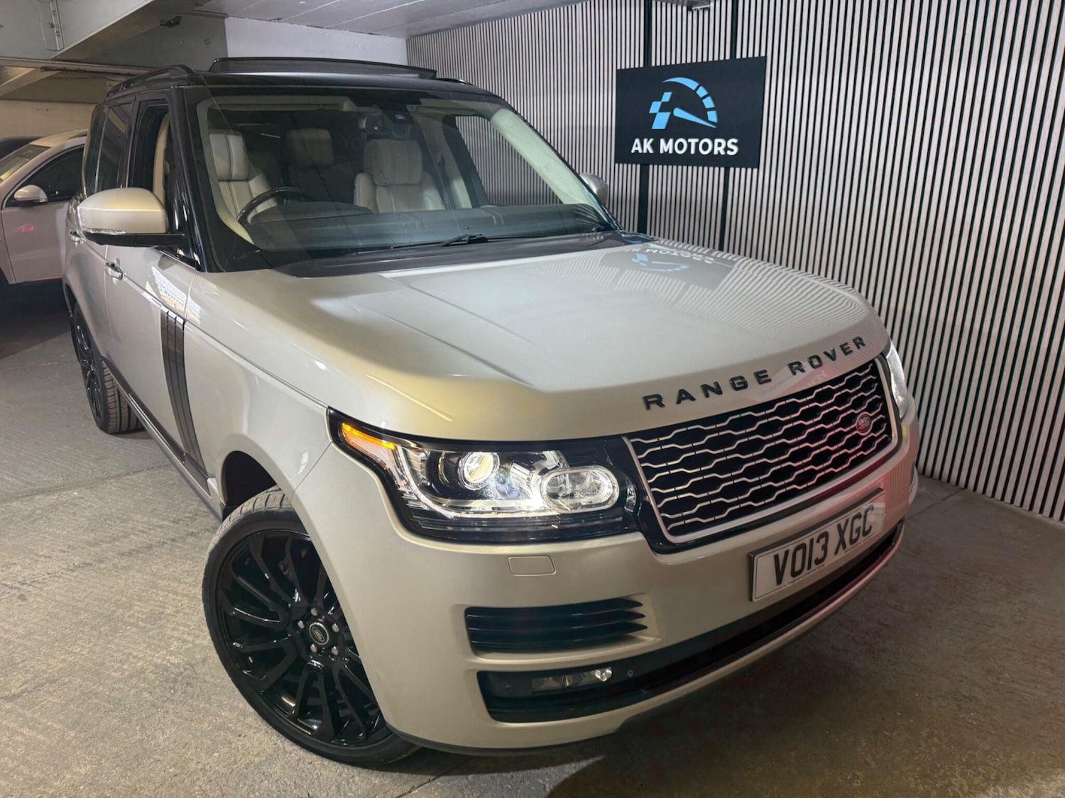 Used Land Rover Range Rover for sale - 76995870: Photo 8