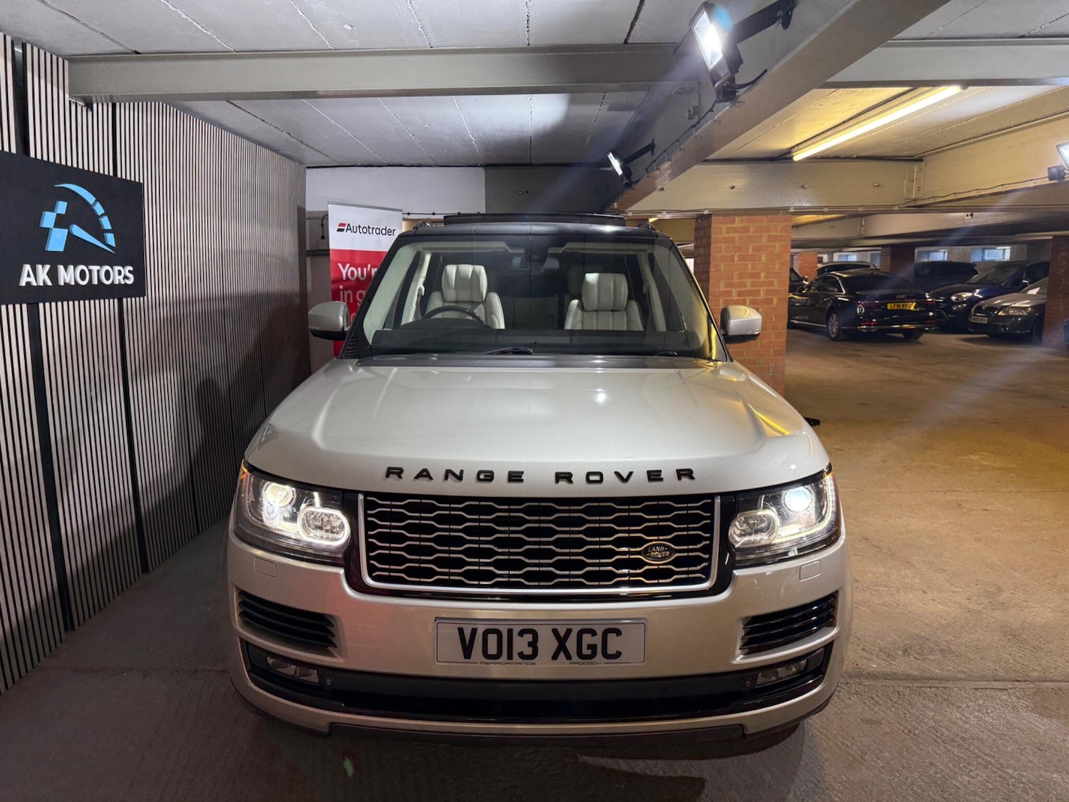 Used Land Rover Range Rover for sale - 76995870: Photo 9