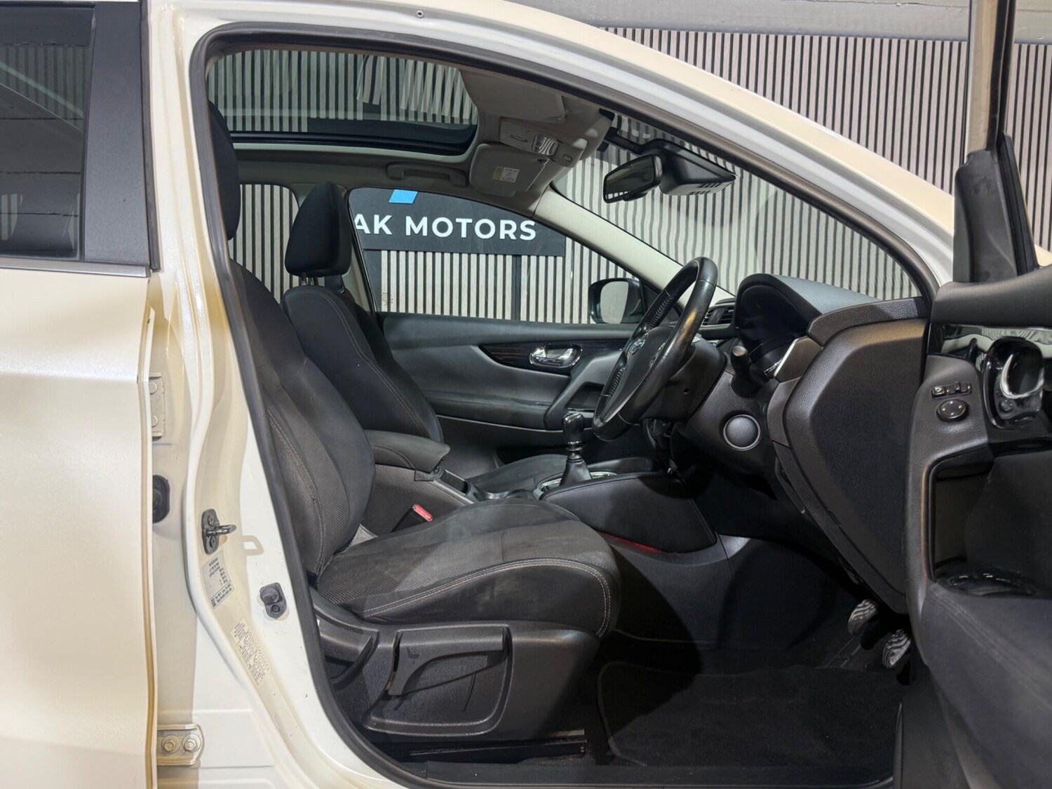 Used Nissan Qashqai 2014 for sale - 77940161: Photo 23