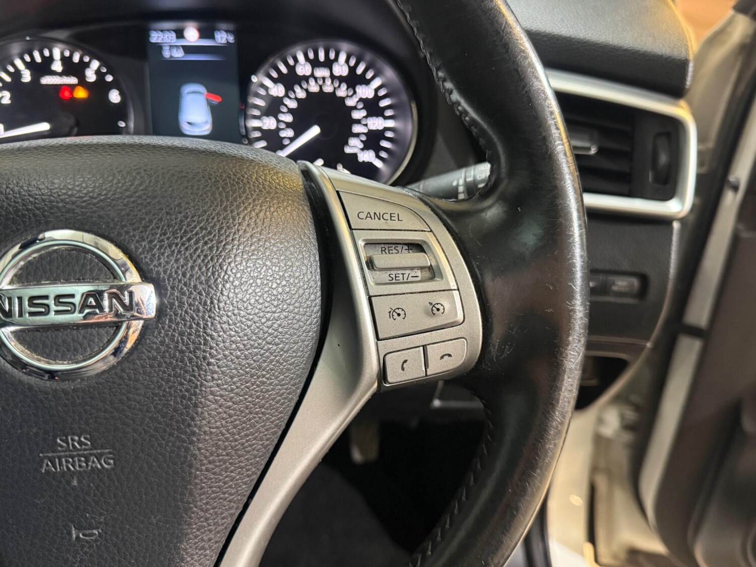 Used Nissan Qashqai 2014 for sale - 77940161: Photo 28