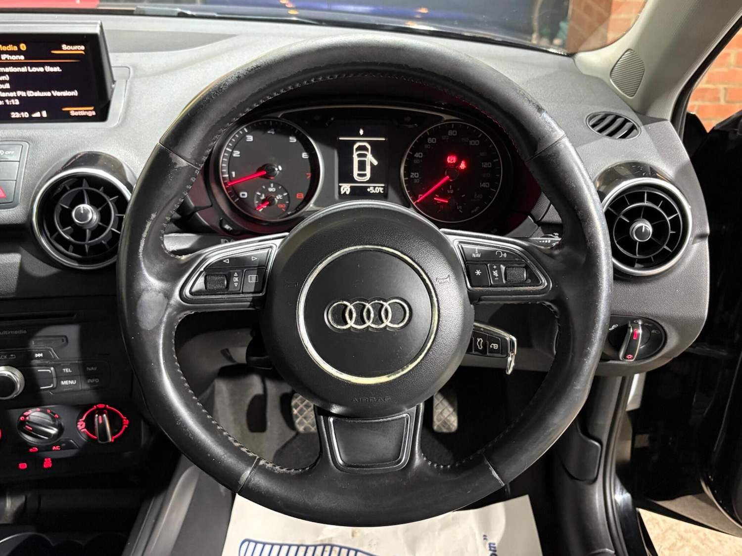 Used Audi A1 2011 for sale - 77351332: Photo 33