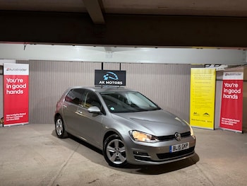 Used Volkswagen Golf 2015 for sale - 77497328: Photo