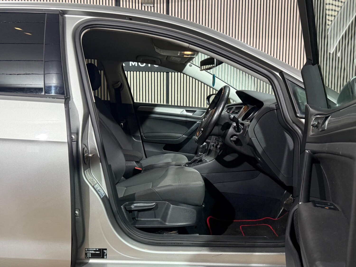 Used Volkswagen Golf for sale - 77497328: Photo 27