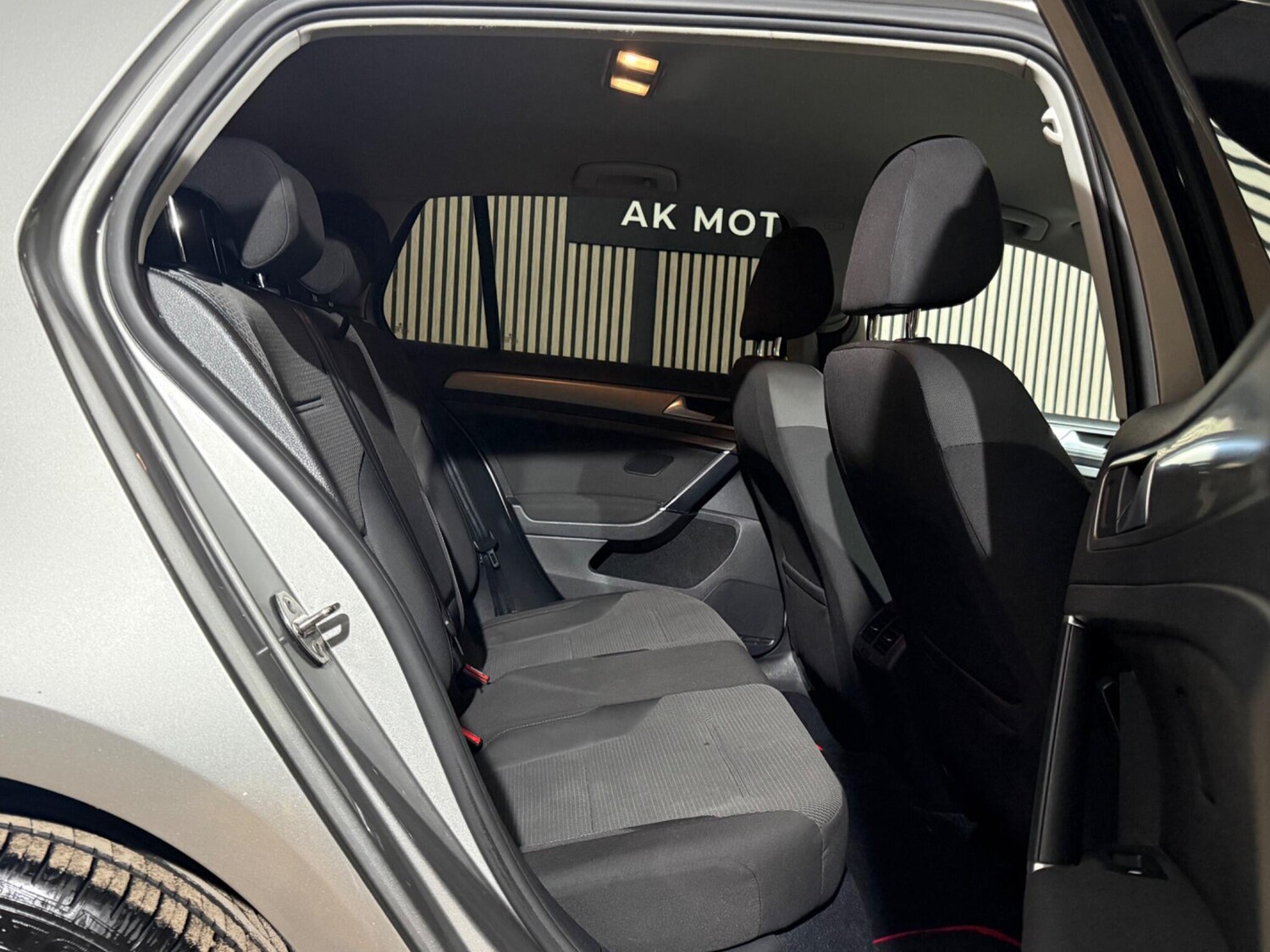 Used Volkswagen Golf for sale - 77497328: Photo 28