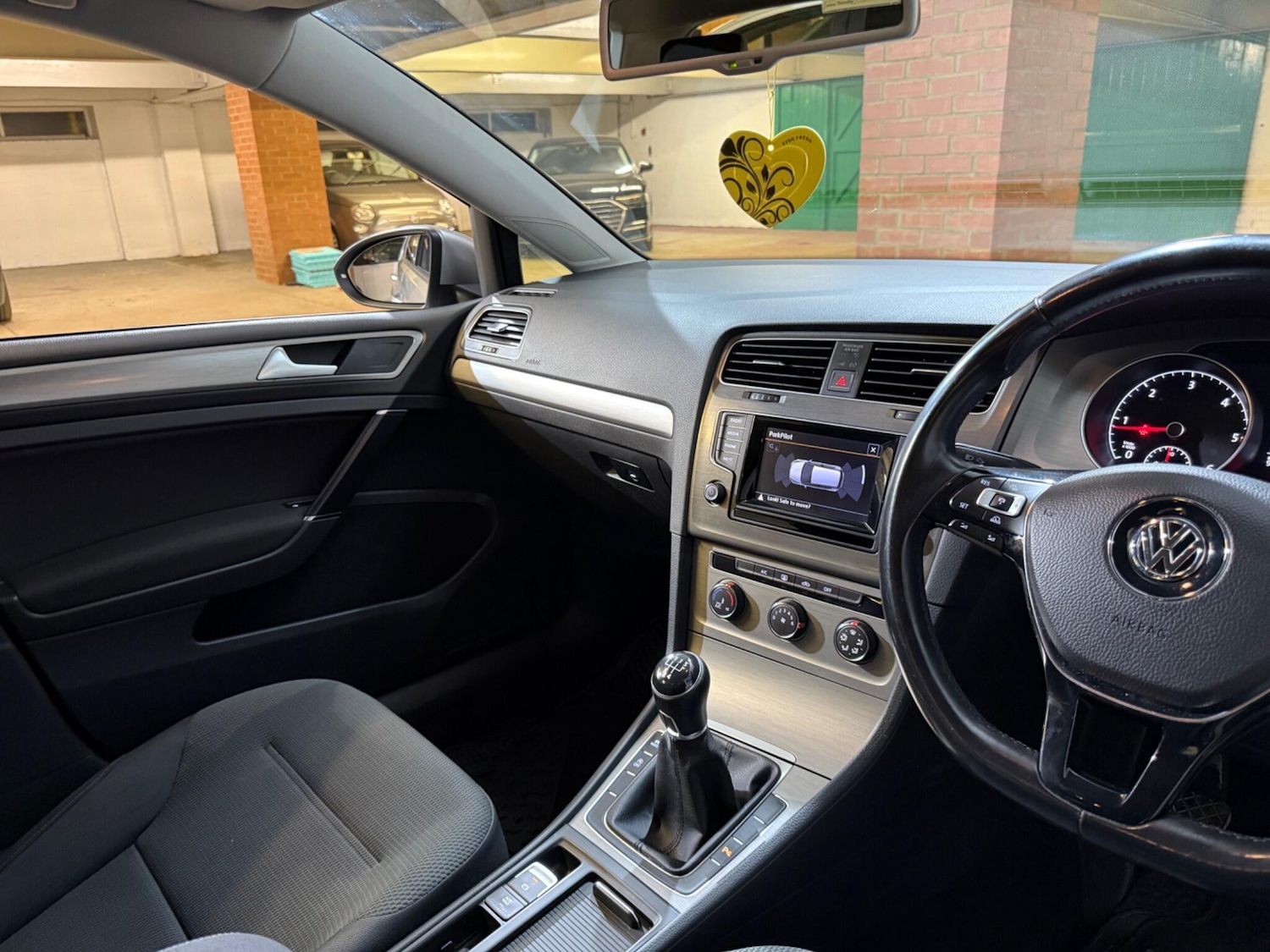 Used Volkswagen Golf 2014 for sale - 76512634: Photo 26