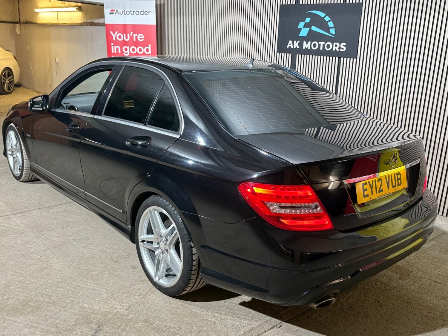 Used Mercedes-Benz C Class 2012 for sale - 77343986: Photo 4