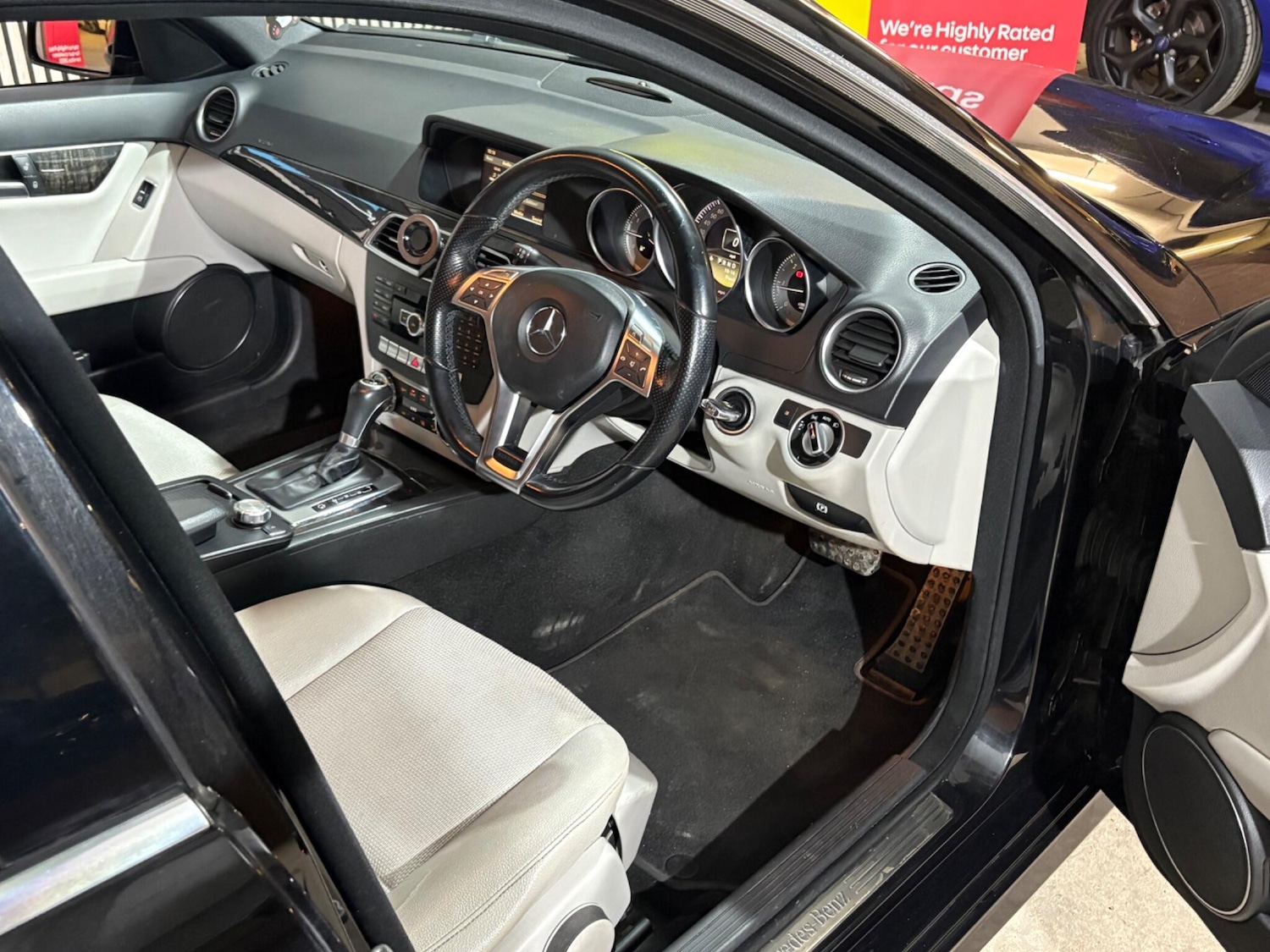 Used Mercedes-Benz C Class 2012 for sale - 77343986: Photo 45