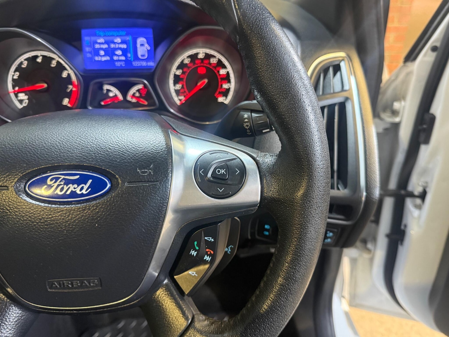 Used Ford Focus 2013 for sale - 77549866: Photo 41