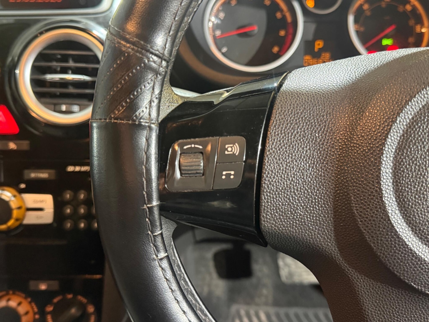 Used Vauxhall Corsa 2007 for sale - 78100879: Photo 23