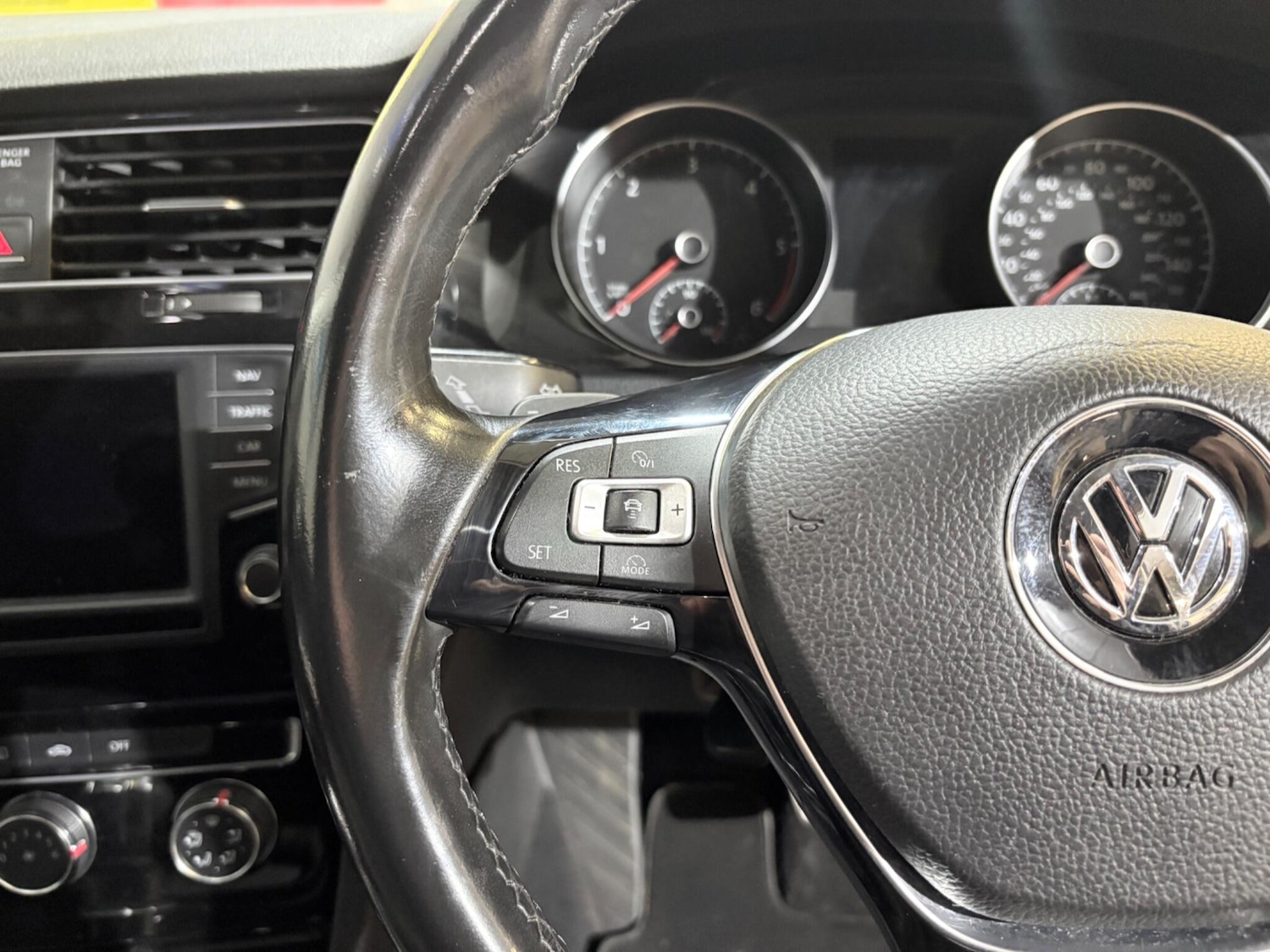Used Volkswagen Golf 2014 for sale - 76512228: Photo 31