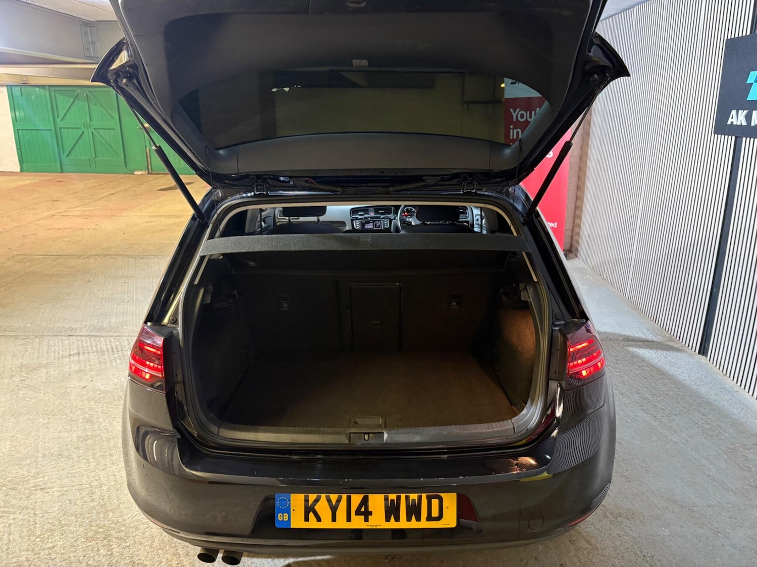 Used Volkswagen Golf 2014 for sale - 76512228: Photo 37