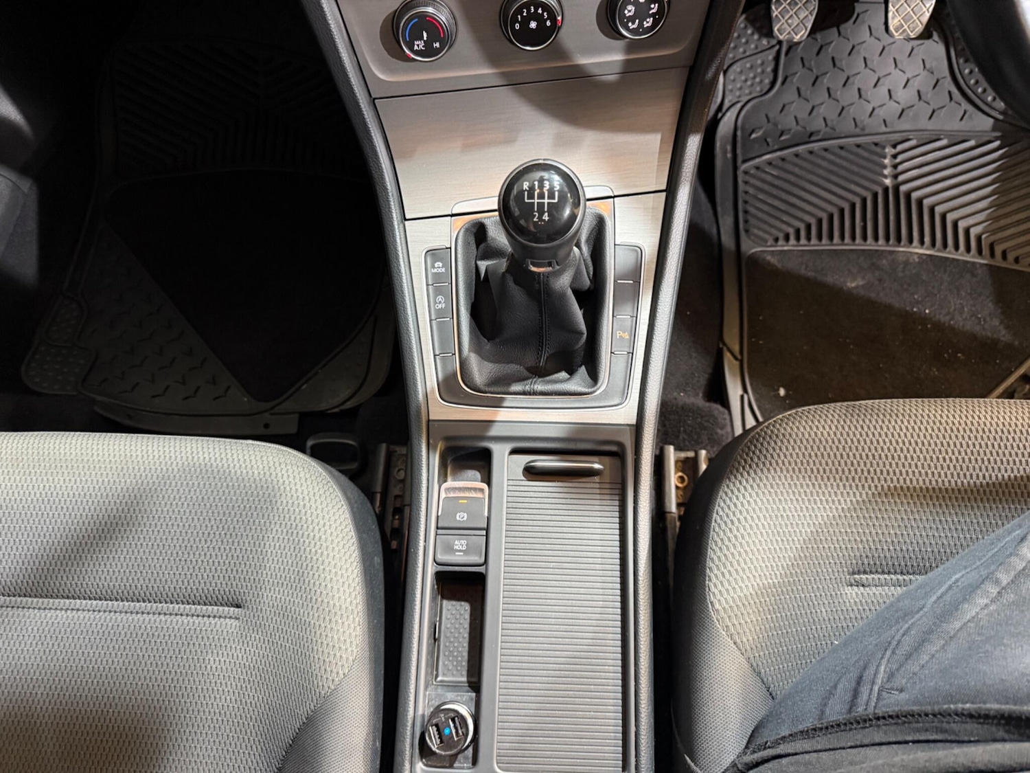 Used Volkswagen Golf 2014 for sale - 76992793: Photo 23