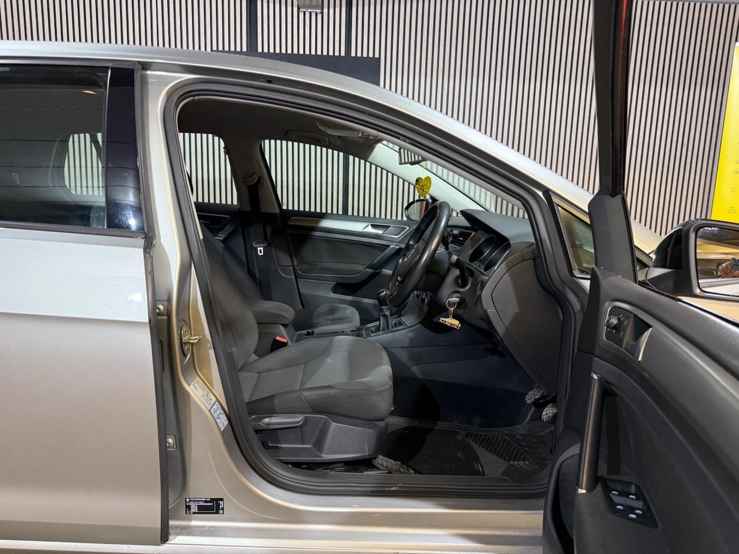 Used Volkswagen Golf 2014 for sale - 76992793: Photo 28