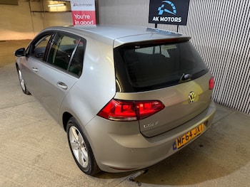 Used Volkswagen Golf 2014 for sale - 76992793: Photo