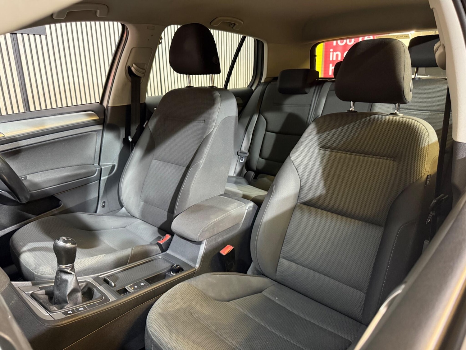 Used Volkswagen Golf 2014 for sale - 76992793: Photo 40