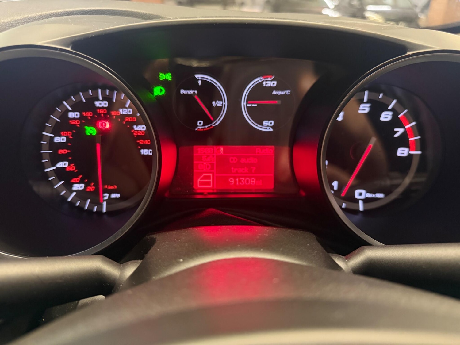 Used Alfa Romeo Giulietta 2010 for sale - 77066630: Photo 24