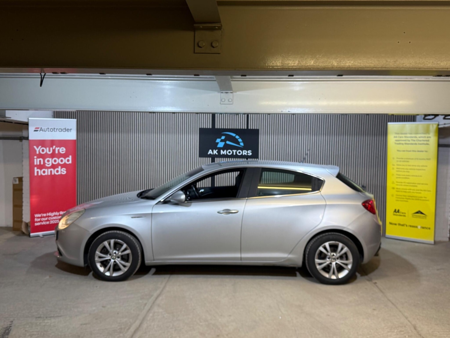 Used Alfa Romeo Giulietta 2010 for sale - 77066630: Photo 4