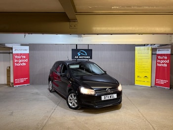 Used Volkswagen Polo 2011 for sale - 77400598: Photo