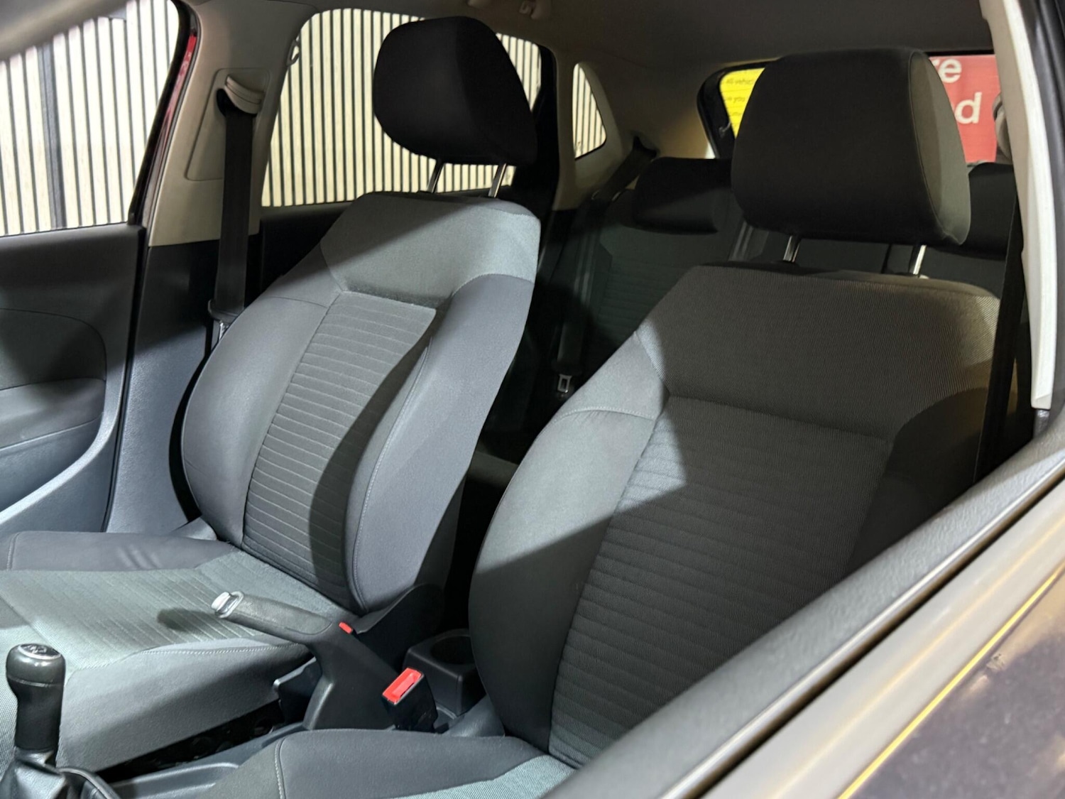 Used Volkswagen Polo 2011 for sale - 77400598: Photo 31