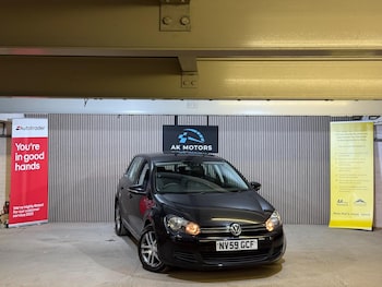 Used Volkswagen Golf 2010 for sale - 79075940: Photo