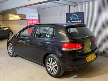 Used Volkswagen Golf 2010 for sale - 79075940: Photo