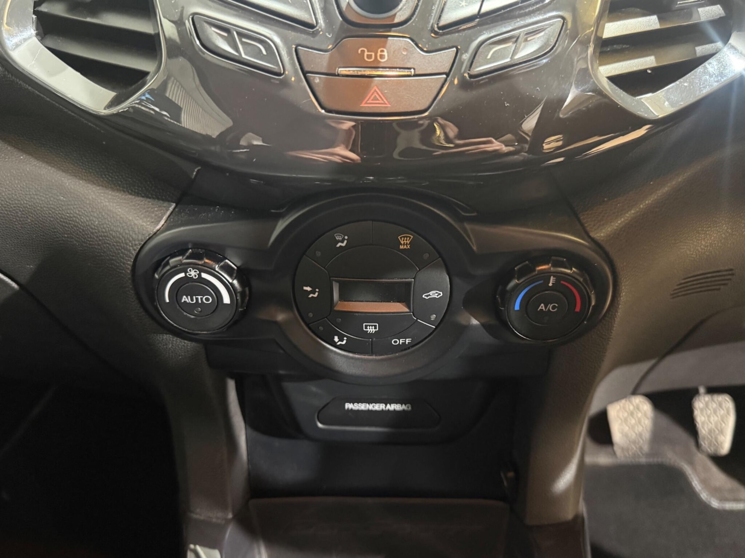 Used Ford Ecosport 2015 for sale - 78100873: Photo 22