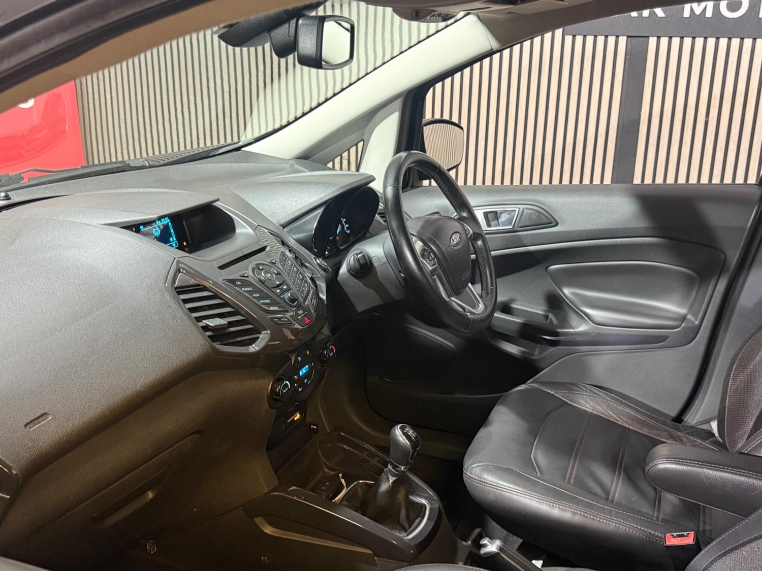 Used Ford Ecosport 2015 for sale - 78100873: Photo 24