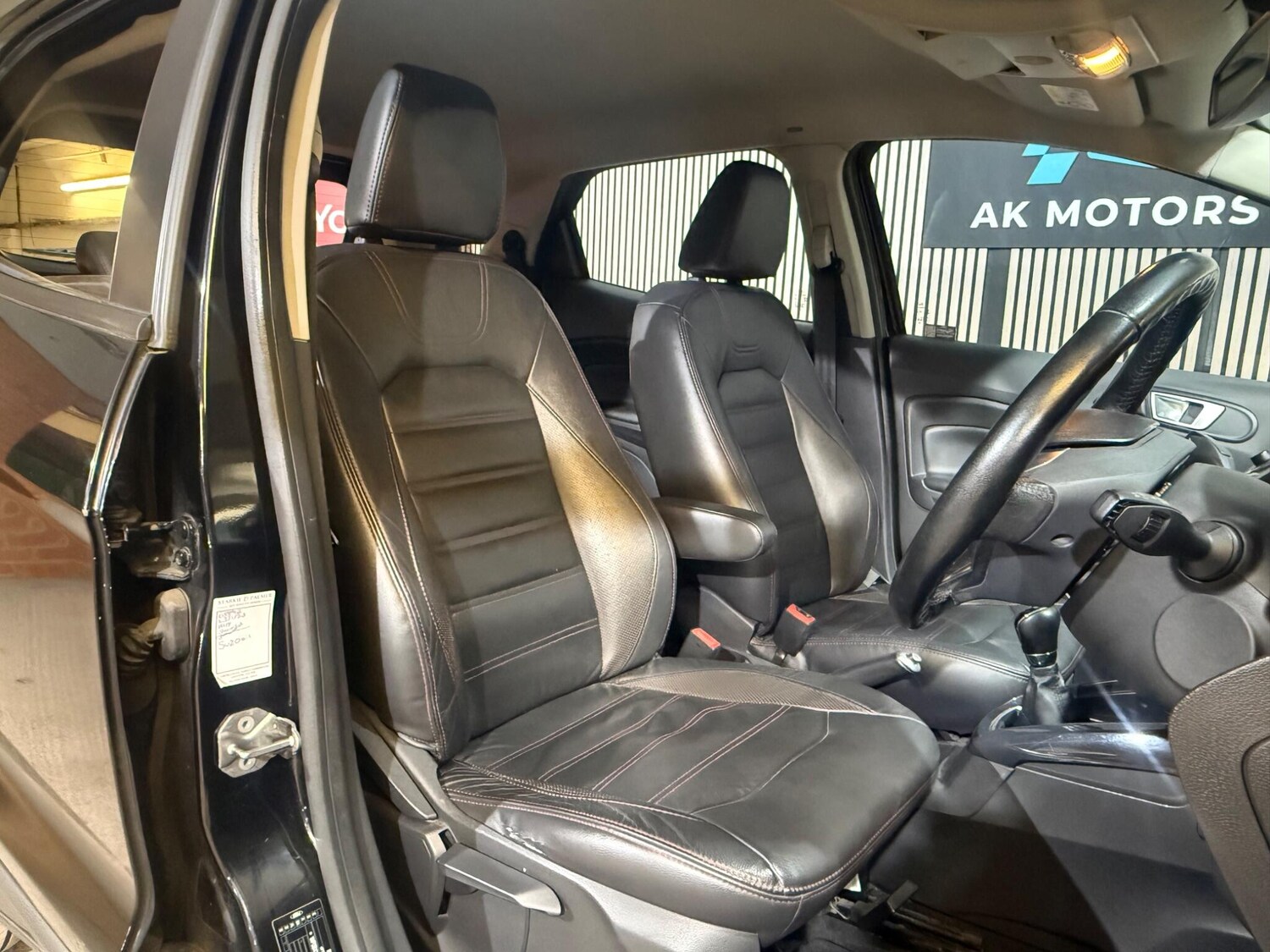 Used Ford Ecosport 2015 for sale - 78100873: Photo 28