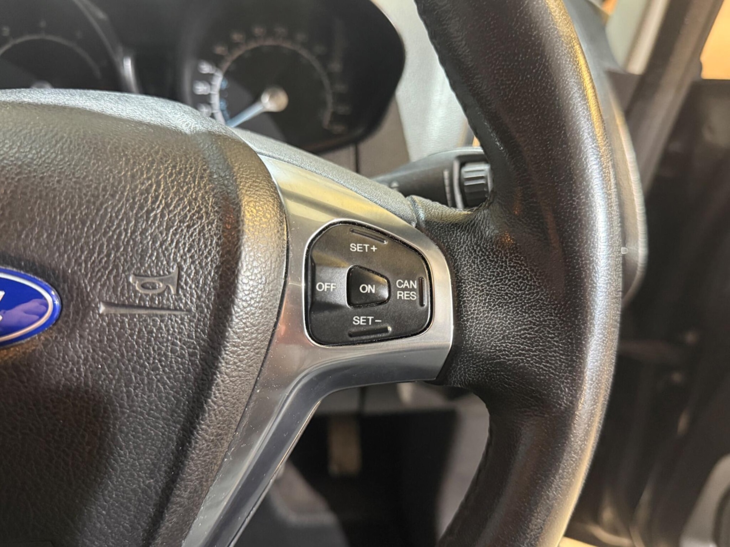 Used Ford Ecosport 2015 for sale - 78100873: Photo 33