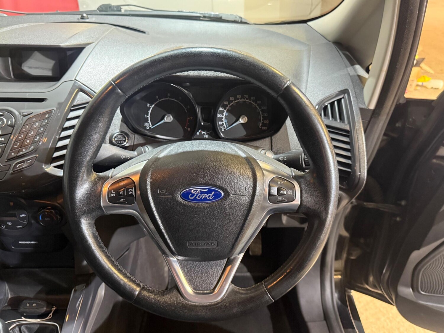Used Ford Ecosport 2015 for sale - 78100873: Photo 42