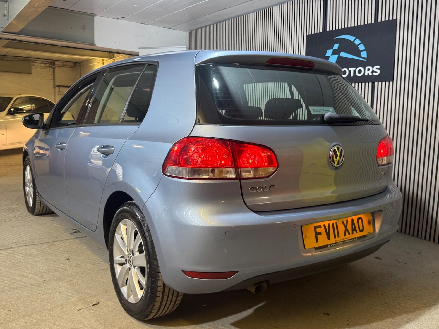 Used Volkswagen Golf 2011 for sale - 76935984: Photo 9