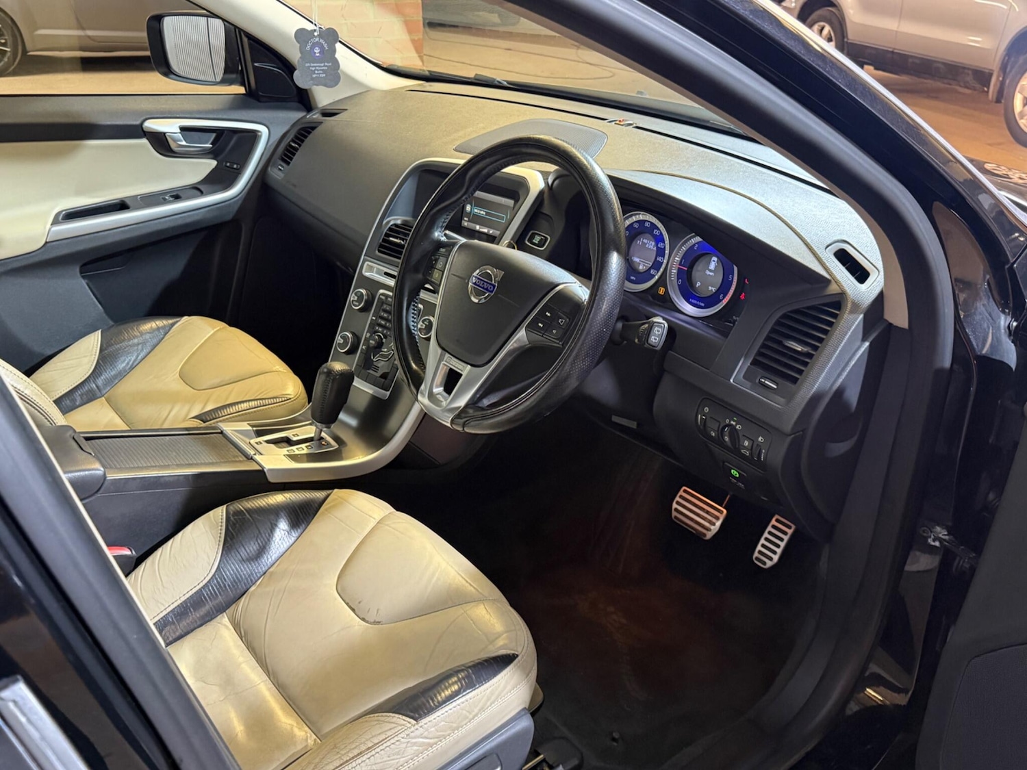 Used Volvo XC60 for sale - 77242822: Photo 26