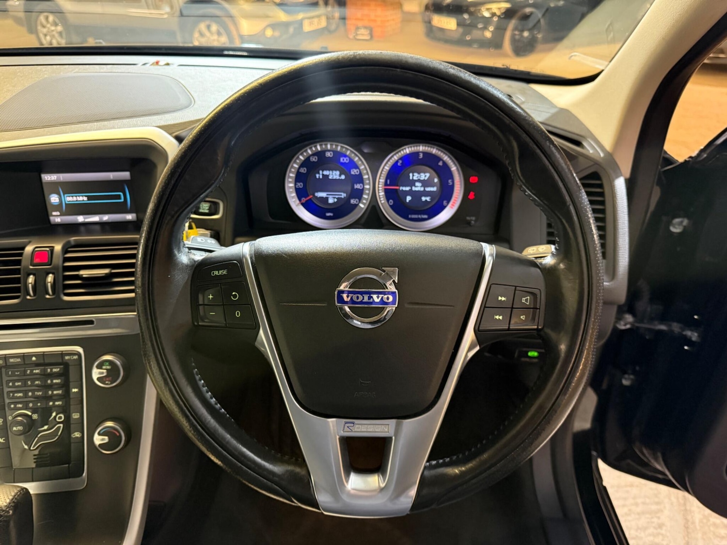 Used Volvo XC60 for sale - 77242822: Photo 41