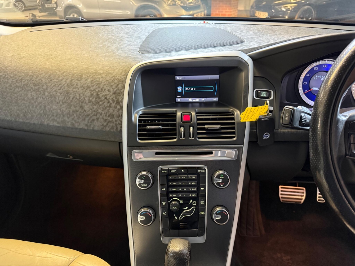 Used Volvo XC60 for sale - 77242822: Photo 45