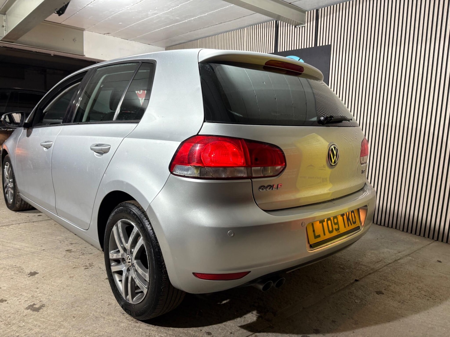 Used Volkswagen Golf 2009 for sale - 76839500: Photo 10