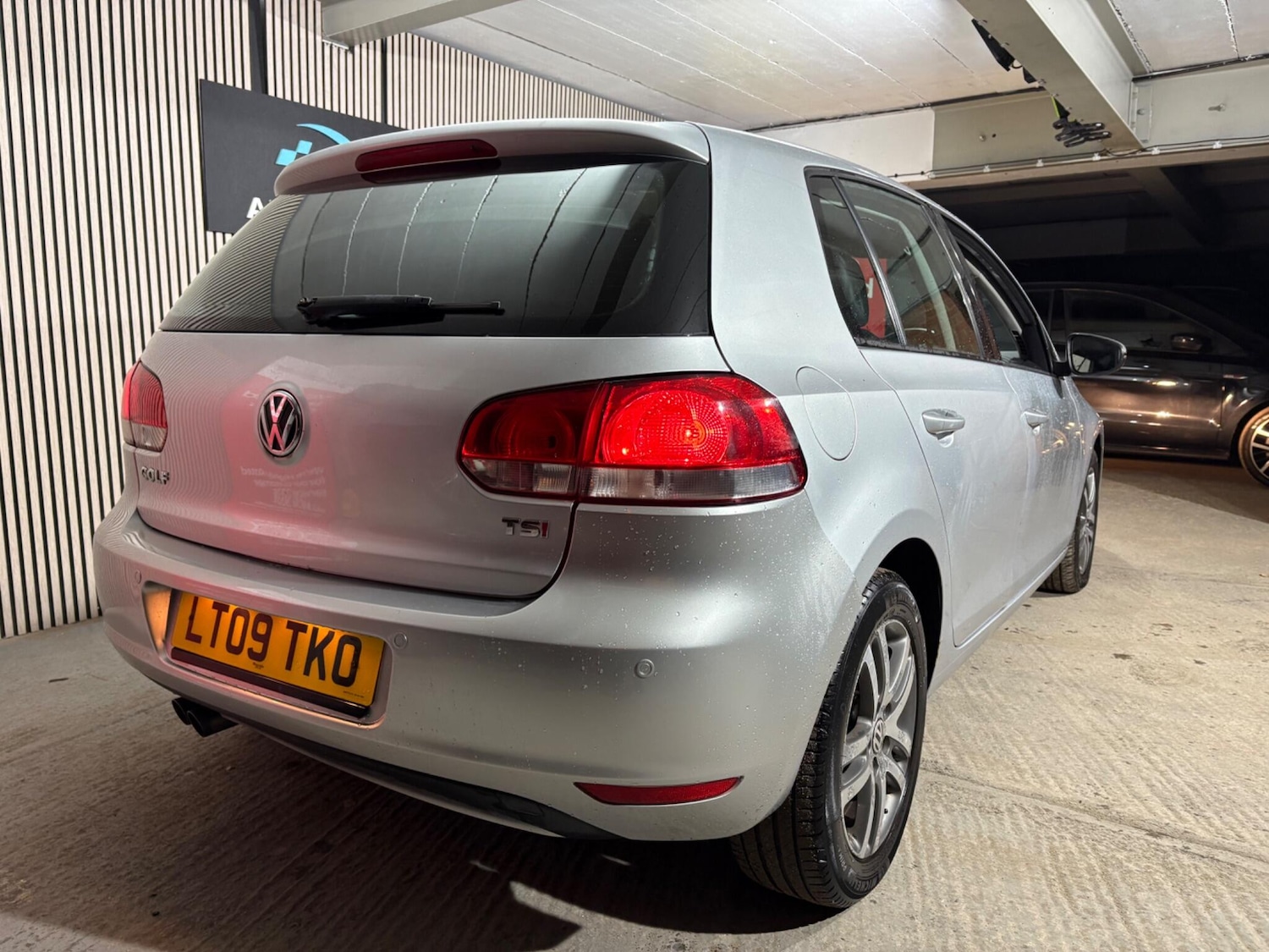 Used Volkswagen Golf 2009 for sale - 76839500: Photo 15