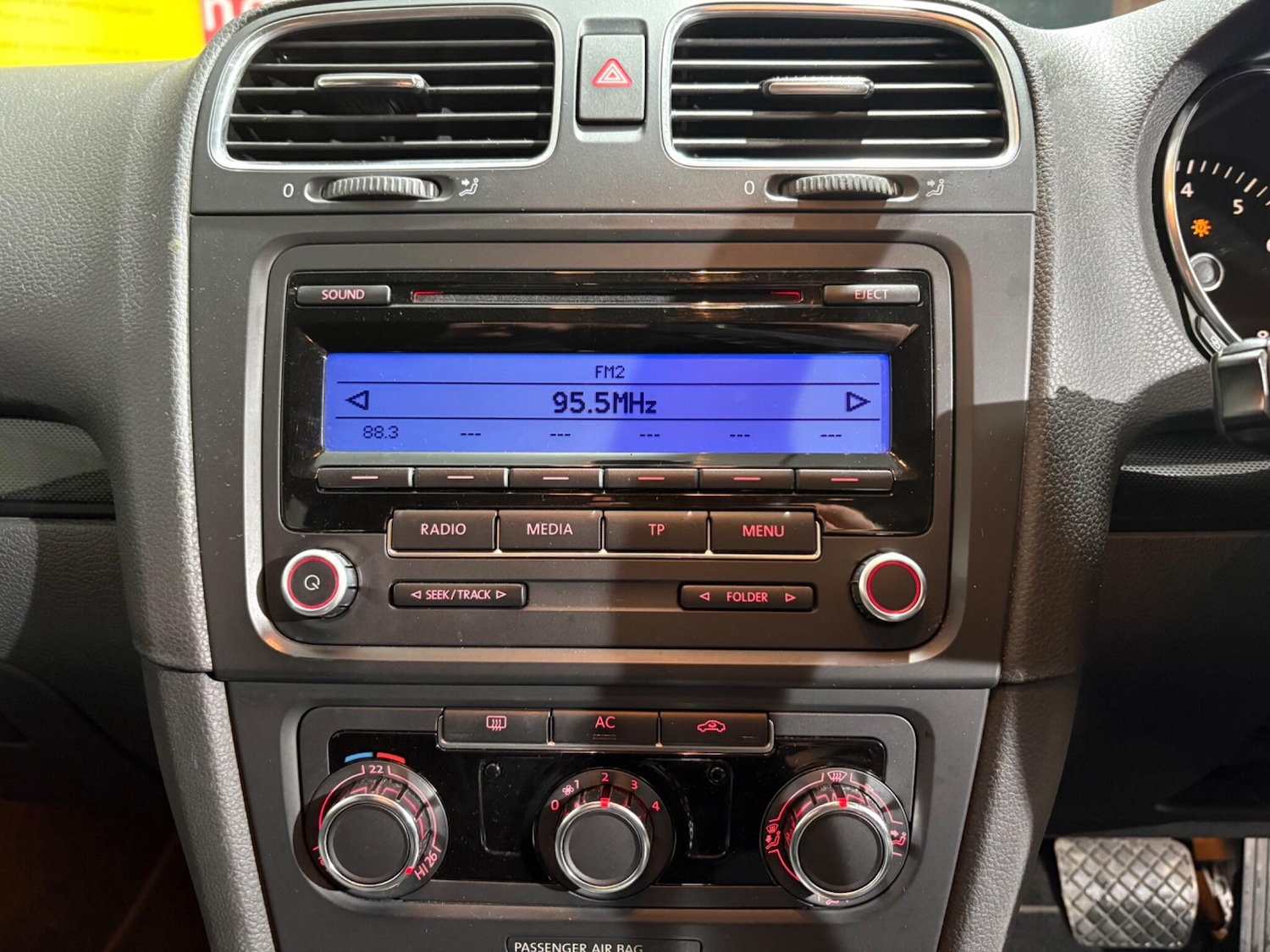 Used Volkswagen Golf 2009 for sale - 76839500: Photo 24