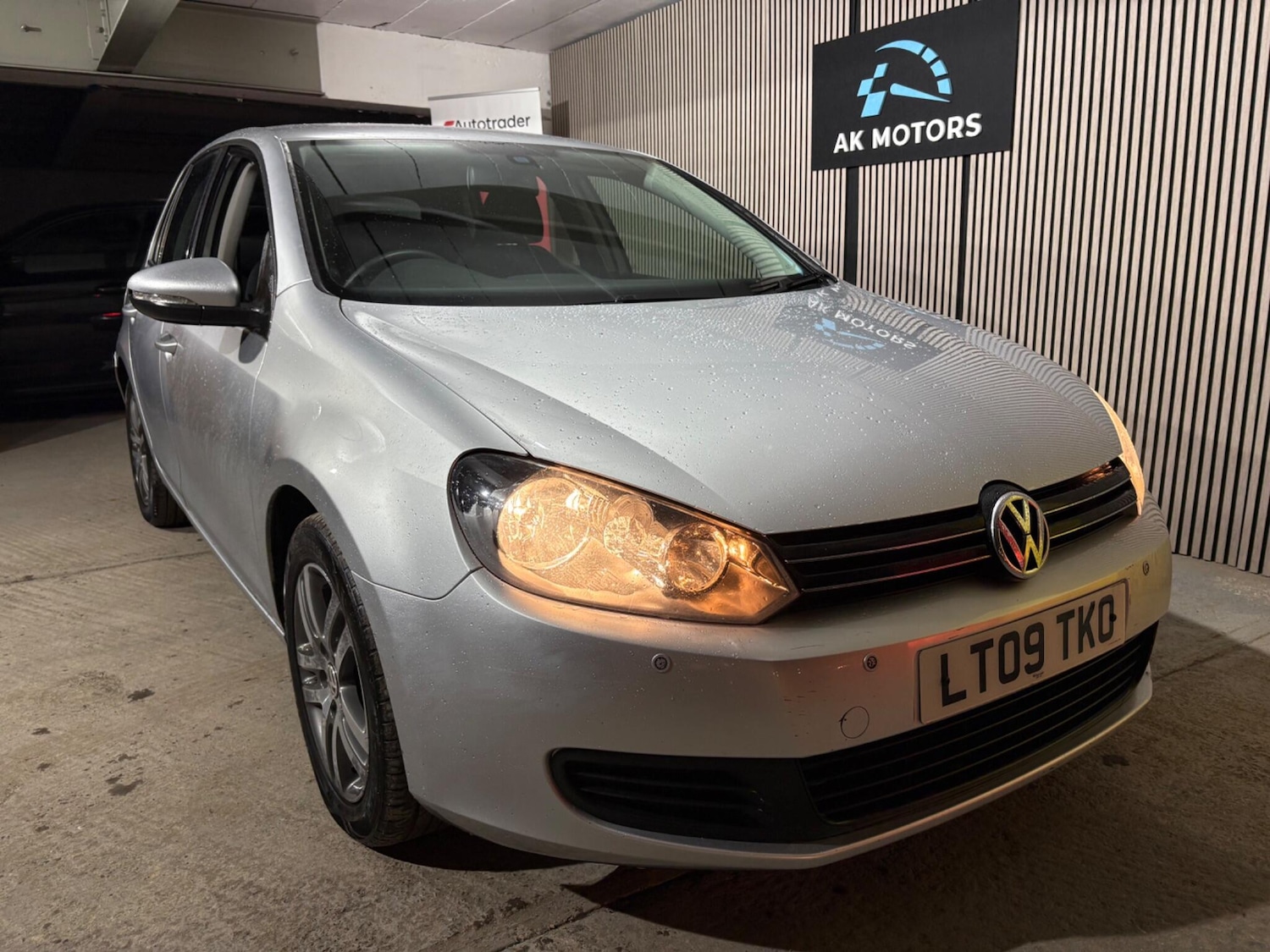 Used Volkswagen Golf 2009 for sale - 76839500: Photo 8