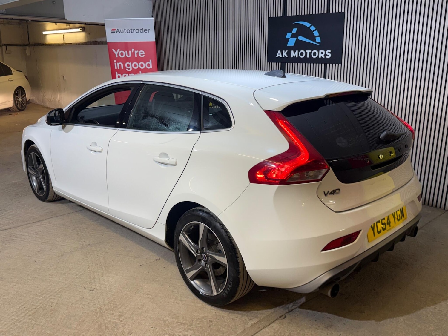Used Volvo V40 2015 for sale - 77670314: Photo 3
