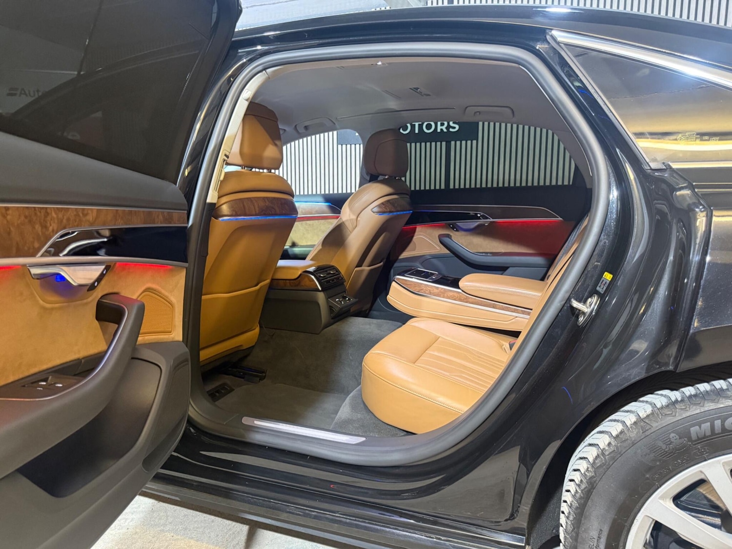 Used Audi A8 2018 for sale - 77166700: Photo 39